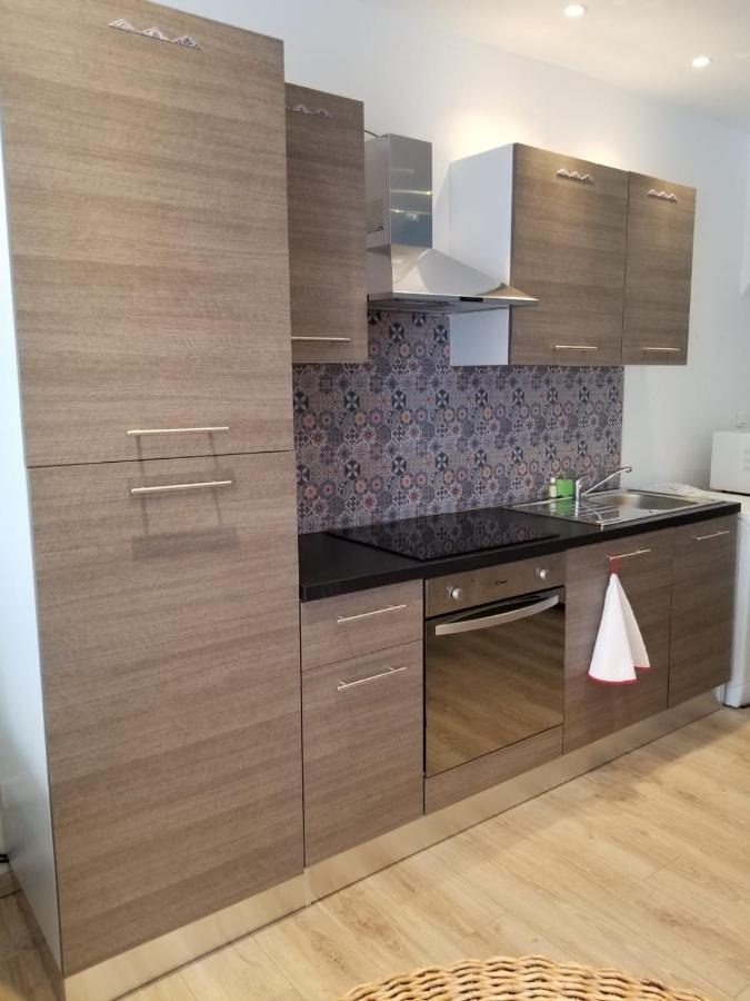 Superbe T3 Avec Parking Et Terrasse En Plein Centre-ville Apartment *